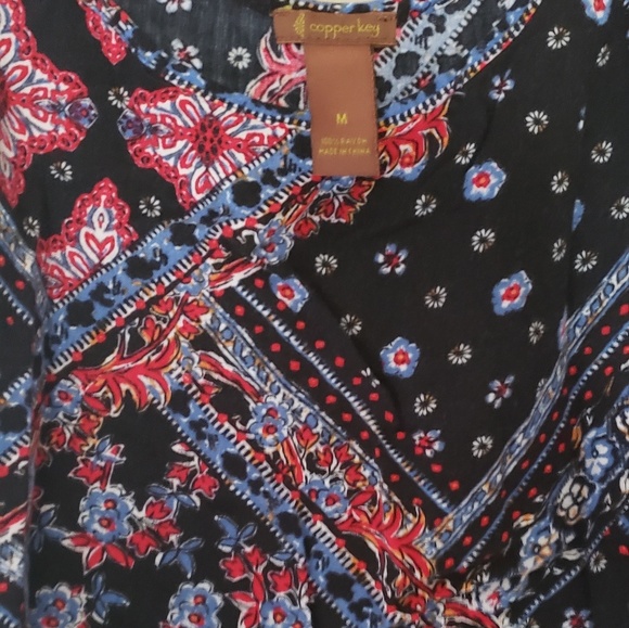 Crop top - Picture 2 of 2